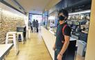 Los hosteleros se muestran “hundidos” por unas restricciones “que se veían venir”