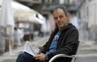Jon Arretxe: “Me gusta escarbar en esos submundos de las afueras que nadie quiere ver”