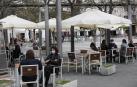 Barañáin, Pamplona, Estella y Tudela, así como el resto de la Comunidad foral, recibieron con visitantes la reapertura de las terrazas de los establecimientos hosteleros este jueves, 26 de noviembre.