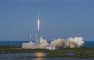 SpaceX consigue por primera vez que el cohete Falcon 9 aterrizara en una plataforma flotante