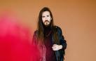 Carlos Sadness presentará en Baluarte su disco 'Tropical Jesús' el 1 de mayo