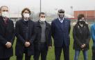 Andoni Goikoetxea, Julen Guerrero, Santi Urquiaga, José Angel Iribar, Erika Vázquez e Iker Muniain, en las instalaciones de Lezama.