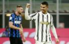 Cristiano marca un doblete al Inter y ya es el máximo goleador de la historia