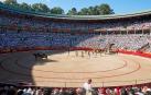 Imágenes de la corrida en la plaza de toros de Pamplona con reses de la ganadería de Miura para los diestros Rafaelillo, Octavio Chacón y Juan Leal.