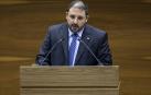 Atronador golpe de bolígrafo de Hualde en el Parlamento