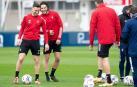 Osasuna regresa al trabajo sin Adrián