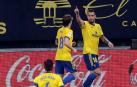 El Cádiz  mete en descenso al Eibar
