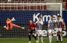 Osasuna y Valladolid se reparten los puntos para seguir en la lucha por la permanencia