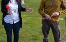 ¿Qué se debe hacer con las defecaciones en el monte?