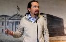 El líder de Podemos, Pablo Iglesias, durante su comparecencia ante los medios tras recoger este jueves en el Congreso el acta de diputado