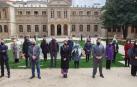 Foto de grupo de la presidenta Chivite junto a los vicepresidentes Remírez y Aierdi con representantes de las administraciones y entidades galardonadas.