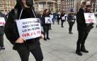 Profesionales de peluquería navarros lamentan el "luto" del sector