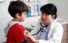 El presidente de los pediatras europeos apuesta por atender a los niños hasta los 18 años