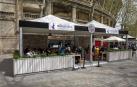 Las nuevas terrazas junto a la plaza de Toros y las de la Plaza del Castillo se llenaron con motivo de la jornada festiva.