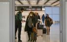 Llegan a los aeropuertos españoles los primeros viajeros con PRC obligatoria