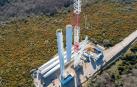 Gamesa finaliza  en Alaiz el montaje de la mayor turbina  terrestre