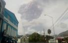 Evacuadas miles de personas en San Vicente y Granadinas tras entrar en erupción el volcán La Soufrière
