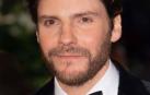 Daniel Brühl: "Rodar para Marvel es como ir de excursión a un parque de atracciones"