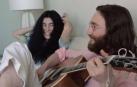John Lennon y Yoko Ono en su habitación de un hotel de Bahamas en la que grabaron el primer vídeo del mítico tema 'Give Peace A Chance'