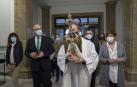 El Ángel de Aralar realiza su tradicional visita al Ayuntamiento