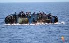 Al menos cinco migrantes han muerto y otros 562 han sido rescatados después de que la embarcación en la que viajaban haya volcado frente a las costas de Libia.