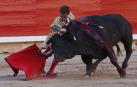 'Desgarbado', el toro de la feria, le abre a El Juli la puerta del encierro