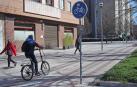 Arena silícea, opción para eliminar 27 km de líneas pintadas en aceras como carriles bici