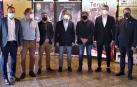 Representantes de la Plataforma para la Defensa de los Festejos de Tauromaquia Tradicional y el ganadero Victorino Marín, en la presentación celebrada en Pamplona.