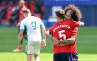 Imágenes del partido Osasuna-Elche disputado en El Sadar.