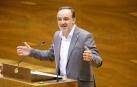 Esparza (UPN) en un Pleno del Parlamento de Navarra