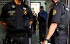 Agentes de la Policía Nacional en una detención