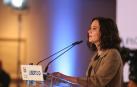 Una encuesta deja al PP a nueve escaños de la mayoría en Madrid