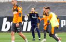El Valencia cesa a Javi Gracia