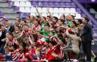 El Atlético se corona campeón de Liga y Huesca y Valladolid descienden
