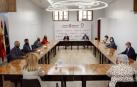 Reunión de trabajo encabezada por los consejeros Eduardo Santos, Juan Cruz Cigudosa y Beatriz Artolazabal.