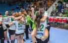 Las navarras lograron el ascenso a División de Honor Plata femenina tras vencer en la final disputada en La Catedral al Usurbil por 20-18.