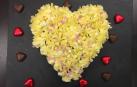 Imagen de la tarta de chocolate y naranja en forma de corazón