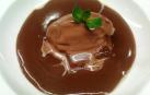 Imagen del postre de chocolate con más chocolate