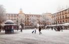 La borrasca Filomena que está afectando estos días a la Península, Canarias y Ceuta, ha activado este jueves las alertas en toda España, excepto en Melilla, y en la mitad del país hay aviso naranja por nevadas, lluvia intensa y temperaturas de hasta -12 grados.