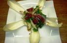 Imagen de la ensalada de endivias con vinagreta de chocolate