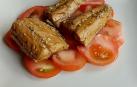 Receta de verdel con ensalada de tomate