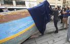 Una patera recuerda en el centro de Pamplona los peligros de la emigración