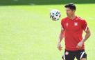 Robert Lewandowski durante el entrenamiento de Polonia de este martes