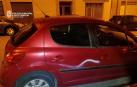 Uno de los coches pintados por la madre y su hijo.