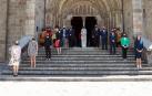 La presidenta de la Comunidad Foral ha presidido por primera vez el homenaje a los reyes y reinas del antiguo Reino de Navarra, celebrado este mediodía con representantes de las instituciones forales en el Monasterio San Salvador de Leyre.