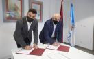 El vicepresidente José Mª Aierdi y el alcalde de Zizur Mayor, Jon Gondán.