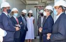 El consejero de Desarrollo Económico y Empresarial, Mikel Irujo, acompañado por la directora general de Industria, Energía y Proyectos Estratégicos S3, Uxue Itoiz, ha visitado este lunes la planta de almacenamiento renovable con baterías reutilizadas o de segunda vida de ACCIONA Energía