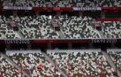 Gradas vacías en el Estadio Olímpico de Tokio durante el salto de pértiga, este sábado 31 de julio