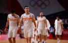 Los jugadores de la selección española de balonmano, cabizbajos