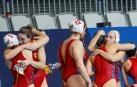 Las jugadoras españolas se lamentan tras perder ante Estados Unidos en la final de waterpolo femenino durante los Juegos Olímpicos de Tokio.